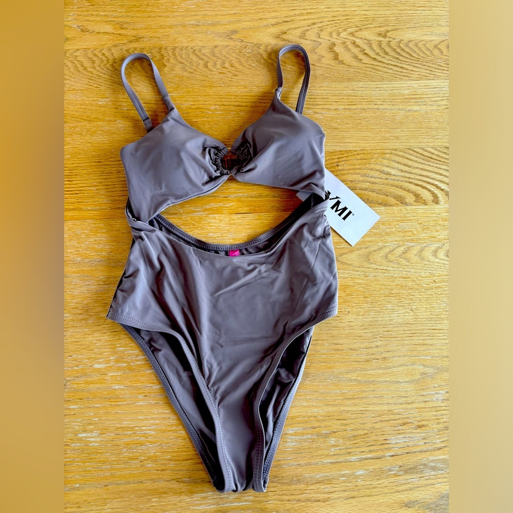 YMI - TAUPE Color : Swimsuit size Small
